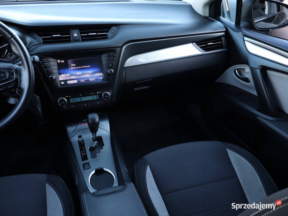 Toyota Avensis 18 Valvematic relingi dachowe dolnośląskie Bielany Wrocławskie