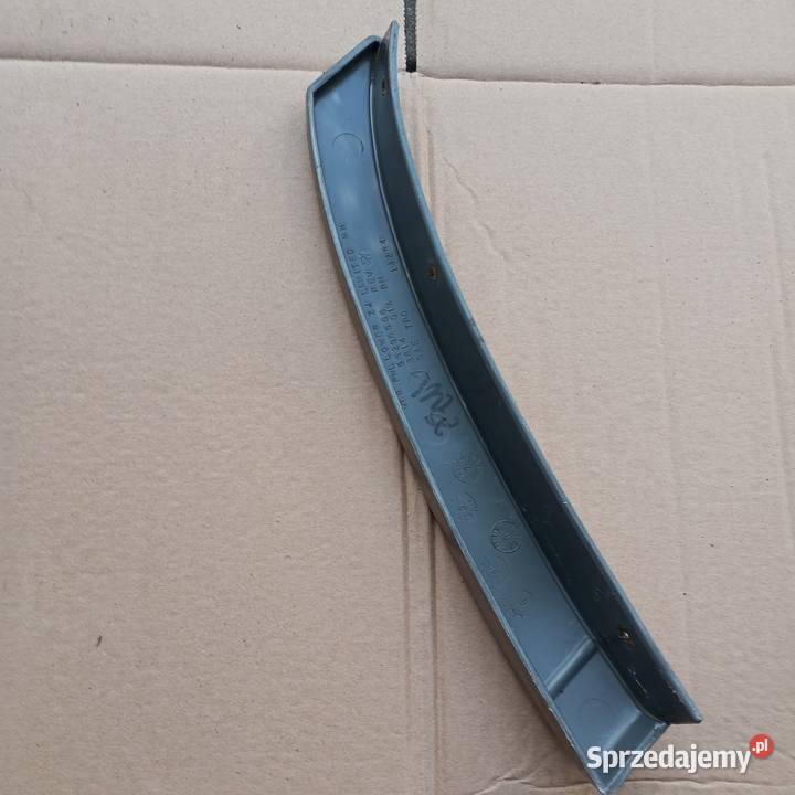 Listwa prawy tył Jeep Grand Cherokee 9698r Złotoryja