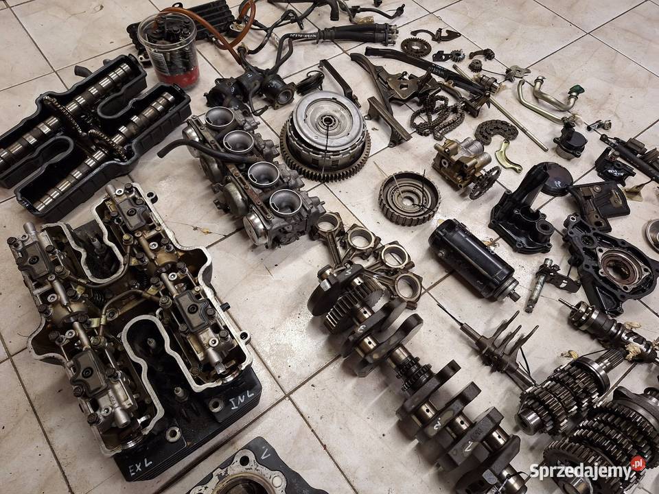 Honda CBX 750 silnik części cbx750 wał cylinder Jelenia Góra