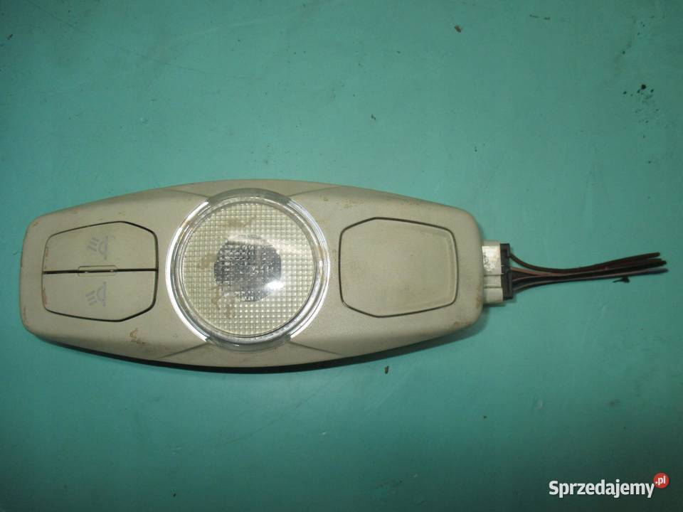 FORD FOCUS MK3 III 11r lampka podsufitki Oświetlenie kabiny