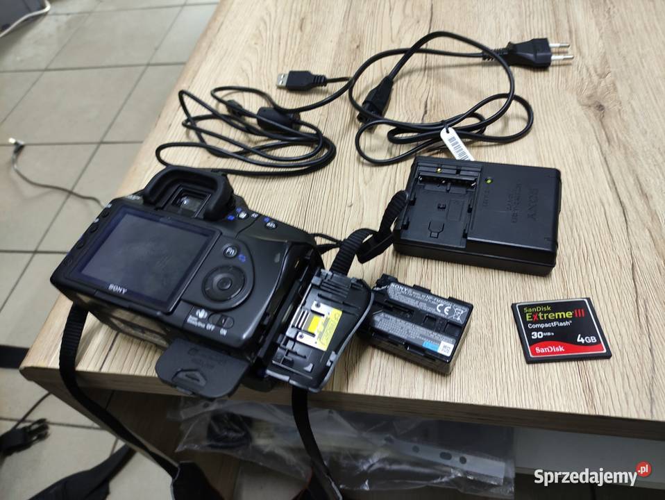 Sony Alpha 200 2 obiektywy torba ładowarka karta Piotrków Trybunalski