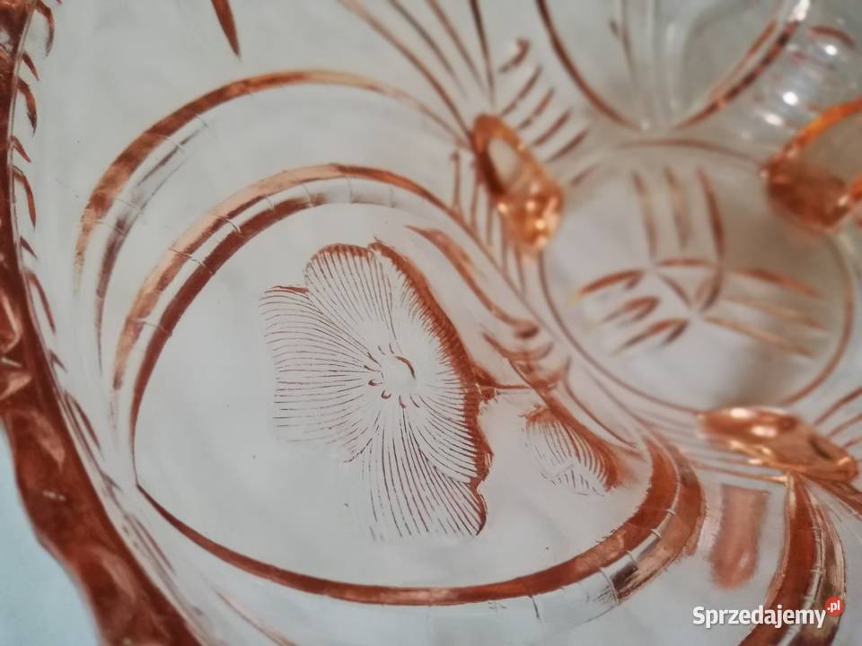 Różowa patera trzy nogi Gorlice