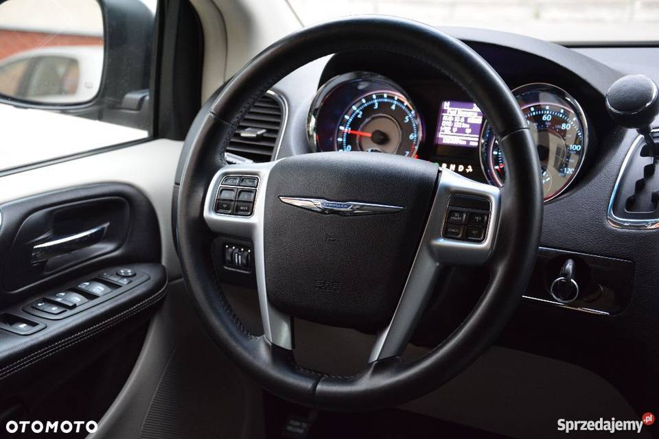 Chrysler TownCountry 7 osobowy