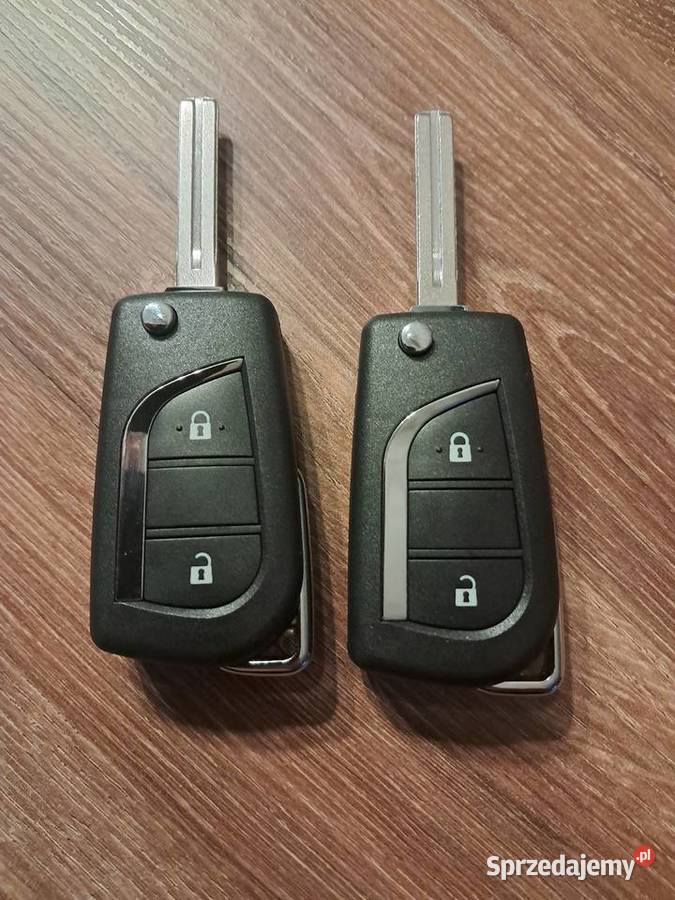 2 kluczyki zamienniki z elektroniką do toyota Sandomierz
