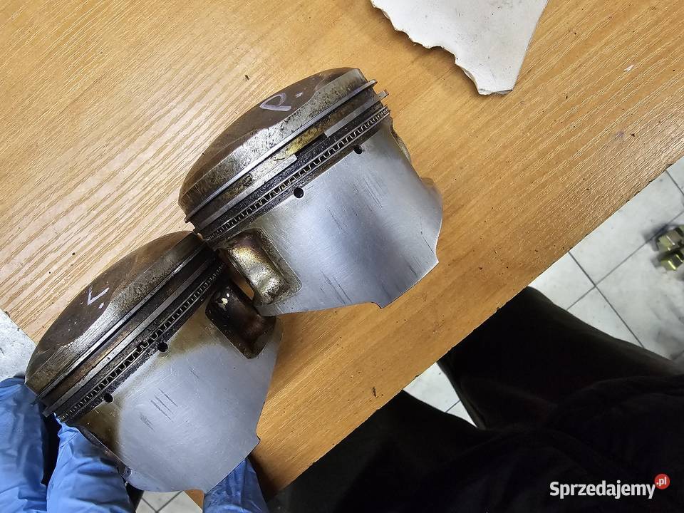 Yamaha XS 400 cylindry tłoki cylinder tłok XS400 Jelenia Góra