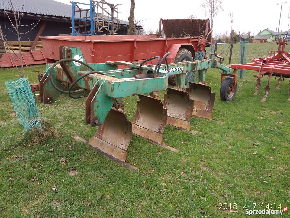Pług wahadłowy FAMAROL U1251 4 skiby Pługi