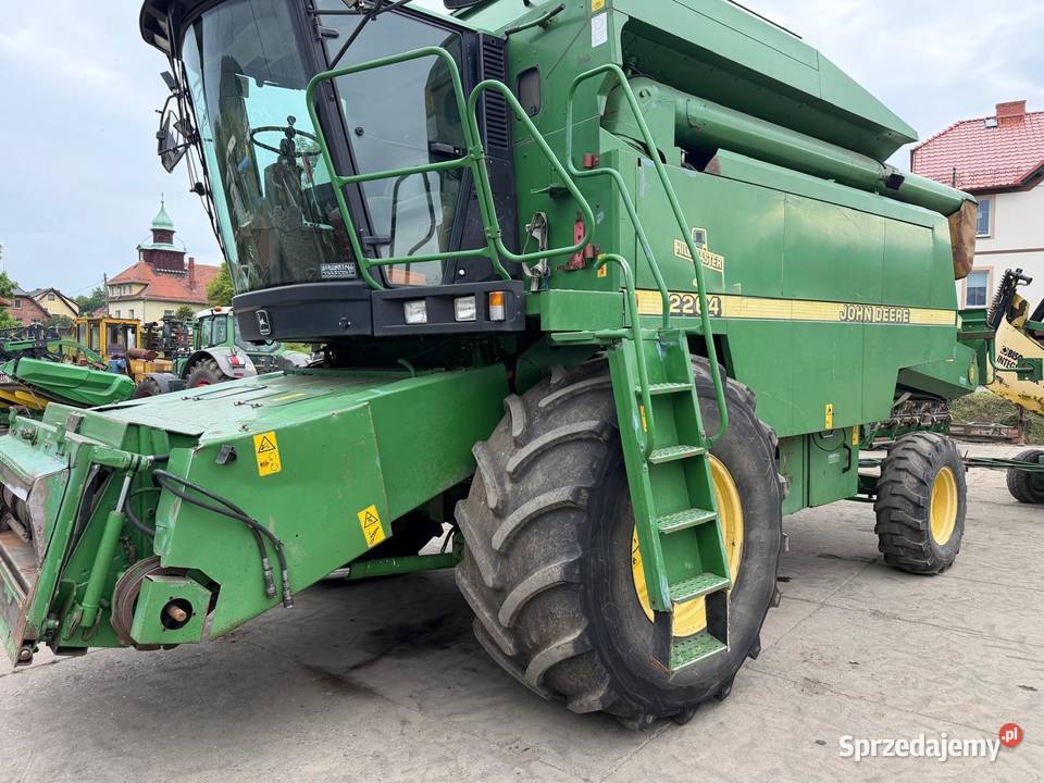 Kombajn zbożowy John Deere 2264 HM heder 6m stół Nowa Ruda