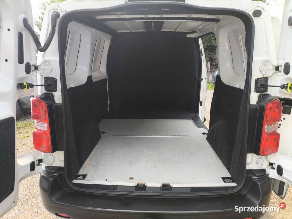 Opel Vivaro pierwszy właściciel w kraju garażowany warmińsko-mazurskie Olsztyn