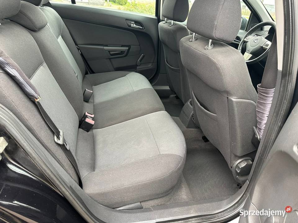 ŁADNA ASTRA 14 BENZYNKA 90 2007 LIFT 2 KMP KÓŁ 2 nieuszkodzony Kutno