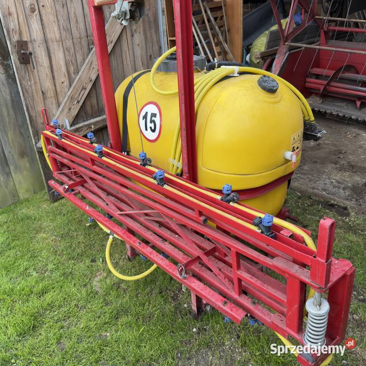 Sprzedam opryskiwacz polowy zawieszany 300L sprzedam