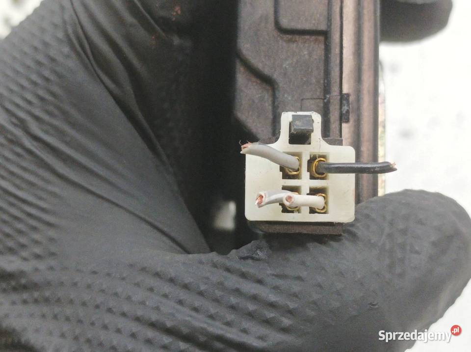 ZAMEK DRZWI LEWY PRZÓD Piaggio Porter II 2021 Zamki, wkładki i kluczyki