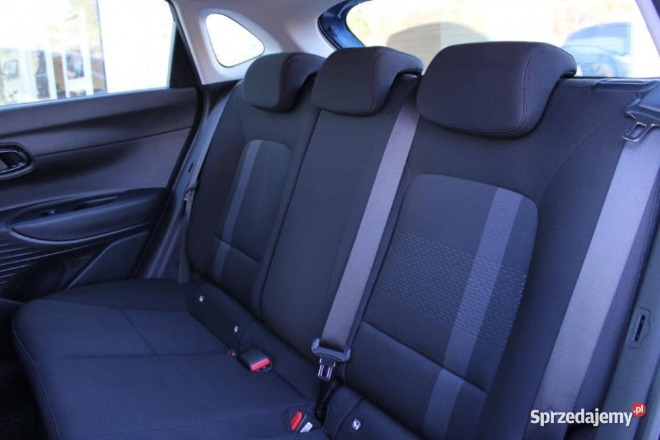 HYUNDAI i20 2024r salon gwarancja Carplay 79KM Kraków