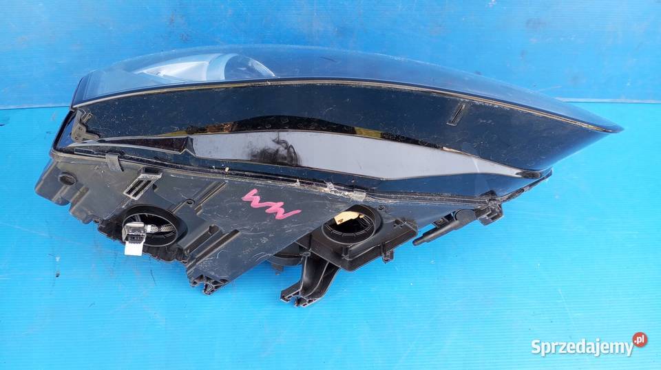 LAMPA PRAWY PRZÓD EU XENON AUDI A4 8K B8 LIFT osobowe wielkopolskie sprzedam