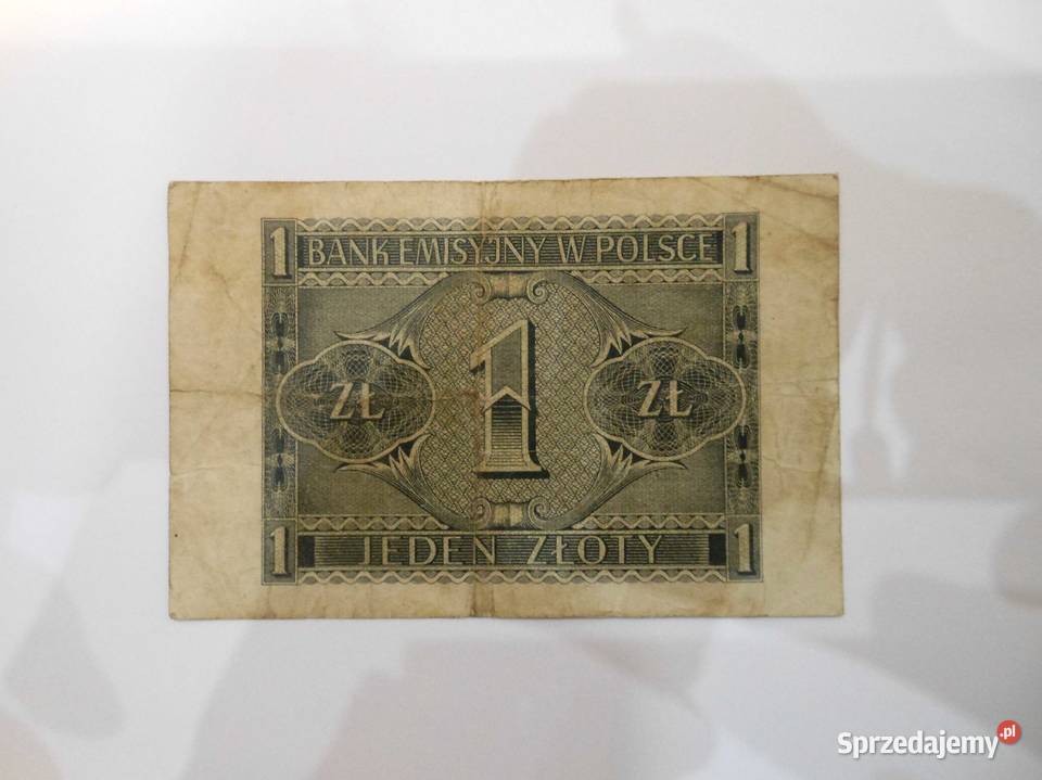 Dwadzieścia cztery polskie banknoty Bukowo