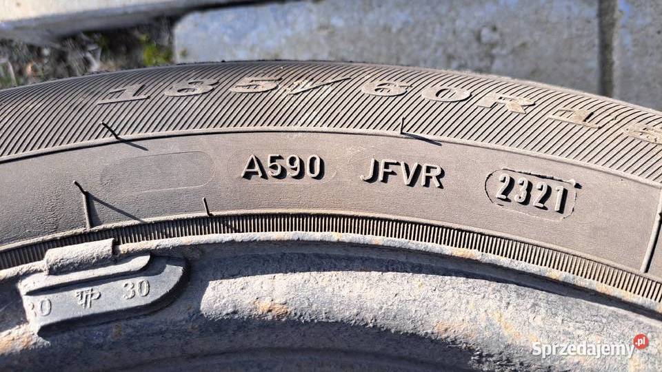 Komplet kół z oponami zimowymi 18560R15 Toyota Koła Grabki Duże