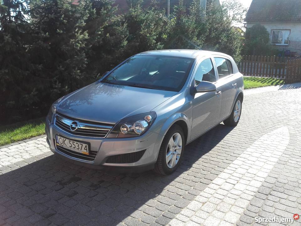 SPRZEDAM SAMOCHÓD OSOBOWY OPEL ASTRA 3 14BENZYNA Kobylice