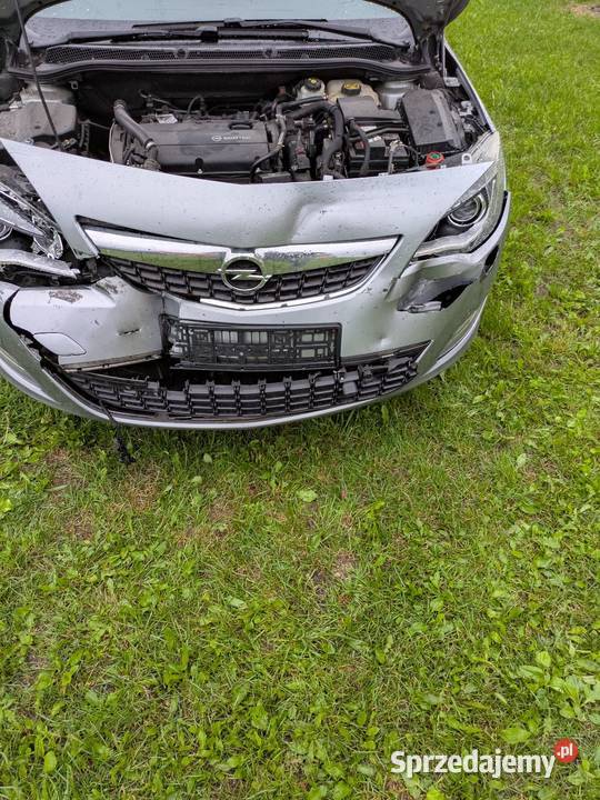 Opel Astra j turbo 16 kolizji Giżycko