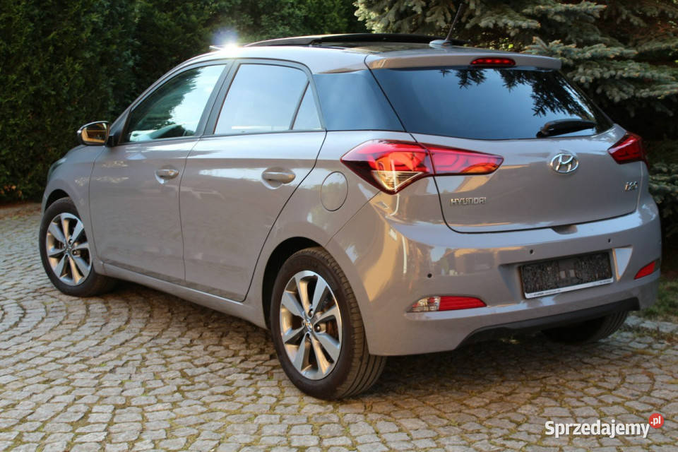 Hyundai i20 Benzyna Szyberdach Ledy Panorama i20 Lubań