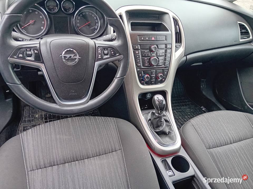 Opel Astra J 16 benzyna kombi klimatyzacja Astra kujawsko-pomorskie Grudziądz