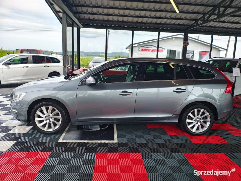 Volvo V60 Zarejestrowane Zadbane 2015r 20 Diesel V60 Zarszyn sprzedam