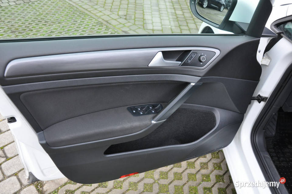 Volkswagen Golf 16TDI 115 Manual5G Comfortline 1598cm3 Golf Stalowa Wola