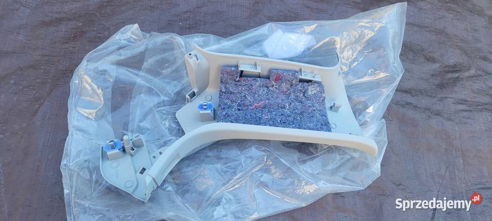 OSŁONA SŁUPKA PRAWY TYŁ RENAULT LAGUNA III KOMBI śląskie