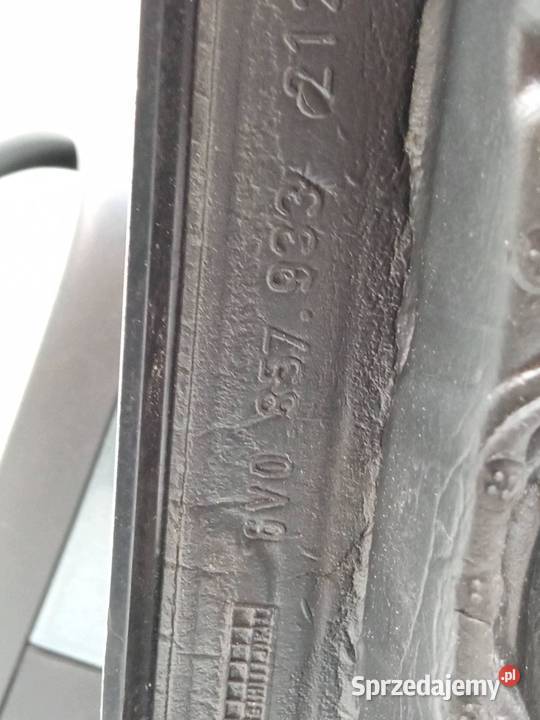 LUSTERKO LEWE 6PIN EUROPA LF7Y 6V0857933 Skoda sprzedam