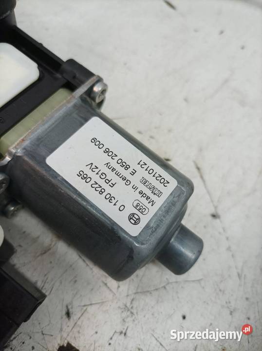 MECHANIZM SZYBY LEWY PRZÓD EU 0130822065 Skoda