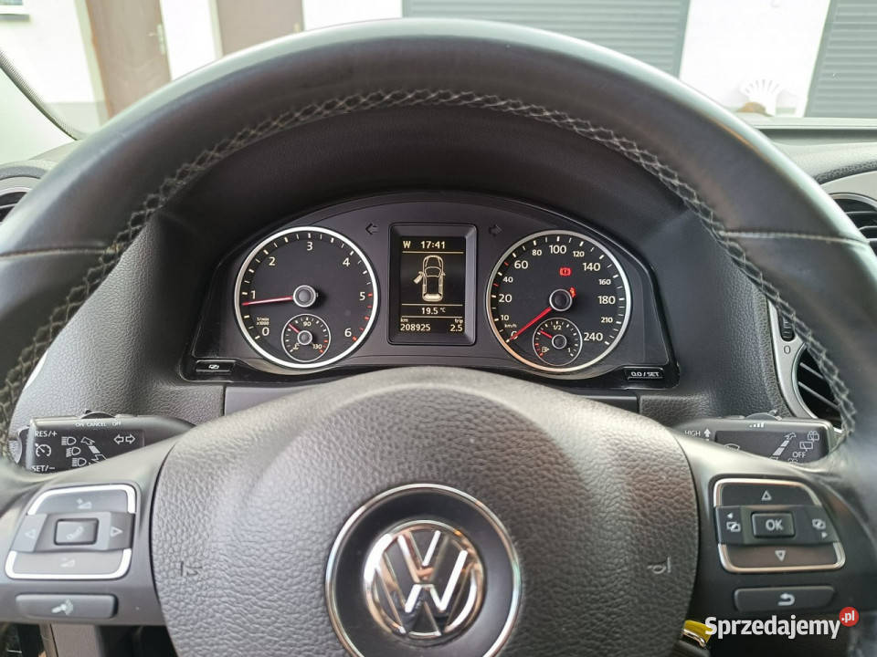 Volkswagen Tiguan Perfekcyjny bezwypadkowy jeden centralny zamek Tiguan Rzeszów