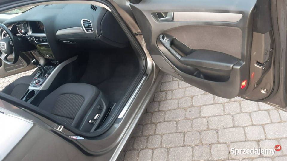 Audi A4 Audi A4 20 TFSI E85 Ambiente B8 20072015 relingi dachowe małopolskie Bachowice