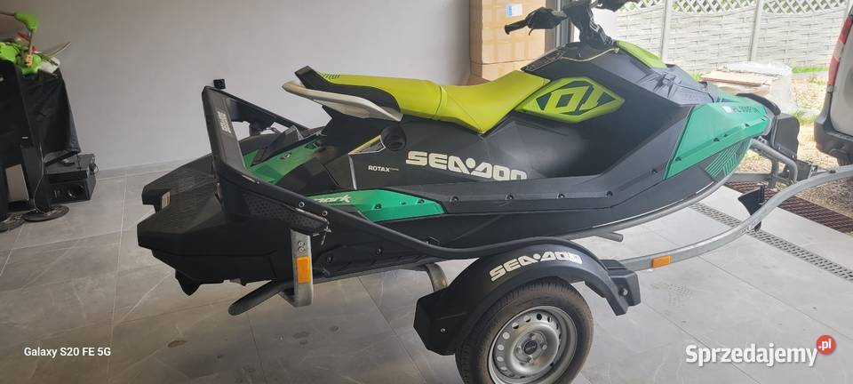 SeaDoo Spark Trixx 3up skuter wodny