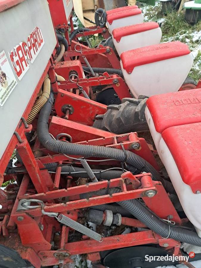 siewnik Gaspardo 6 talerzowydo kukurydzy Wysokie Mazowieckie