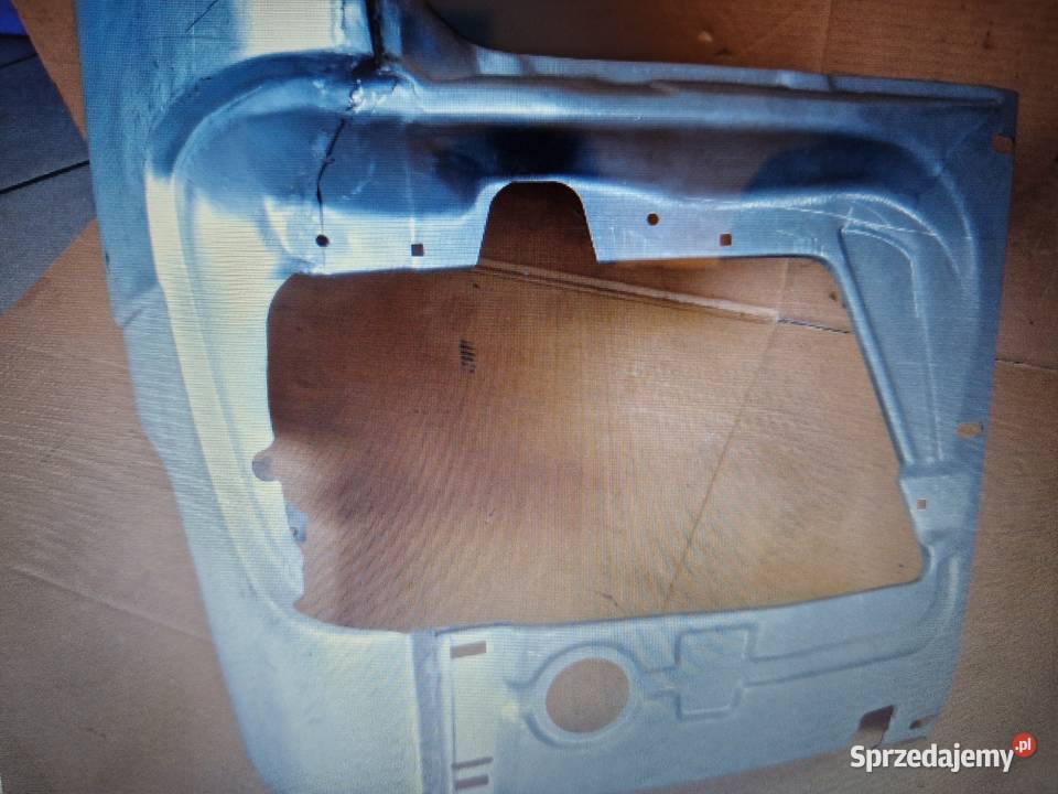 BŁOTNIK PRZEDNI MERCEDES VARIO 609 809 814 LEWY dostawcze