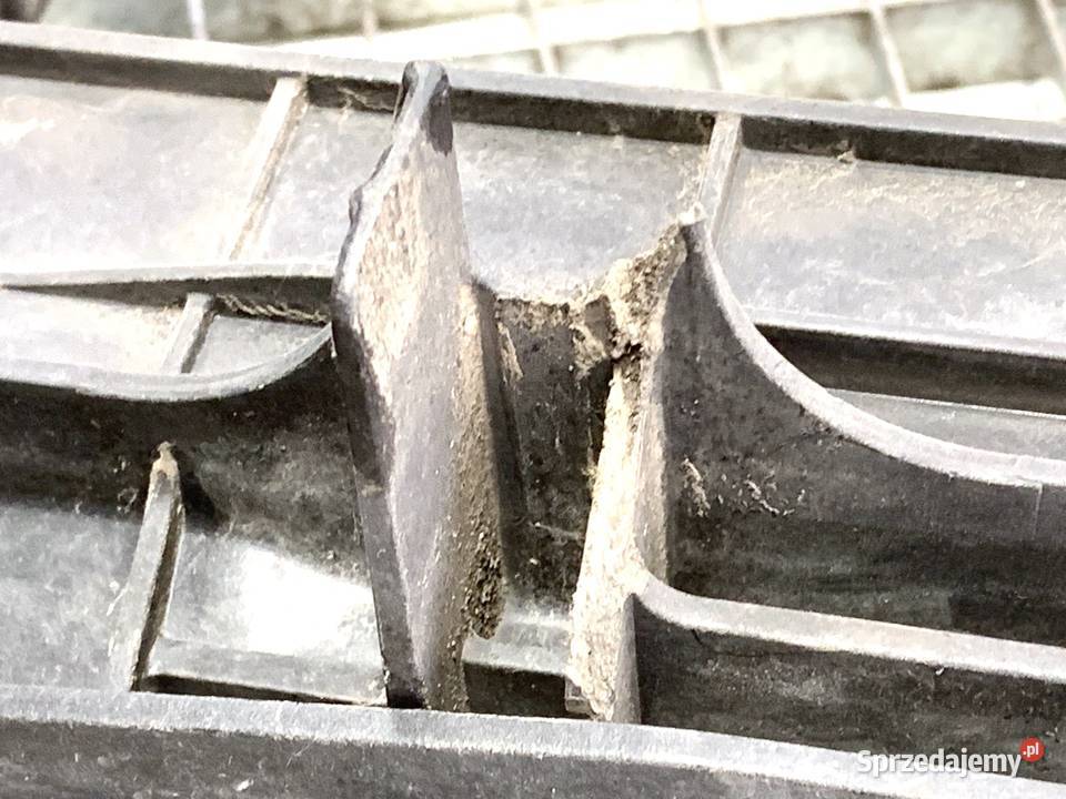 PAS PRZEDNI SKODA RAPID 16 115 Hatchback