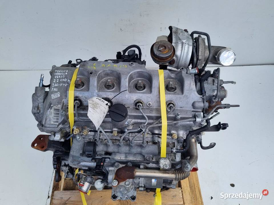 SILNIK KOMPLET Toyota Corolla Verso II 22 D4D osobowe Silniki kompletne Rudka