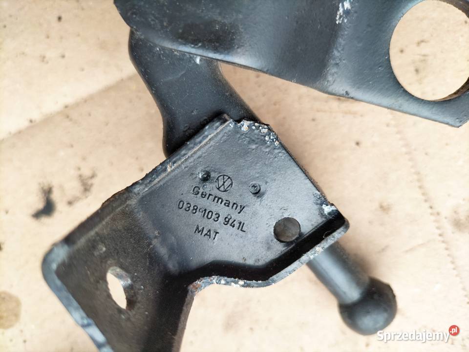 AUDI A38L A3 8L 19TDI 130 038103941L UCHWYT osobowe Kamień-Kolonia
