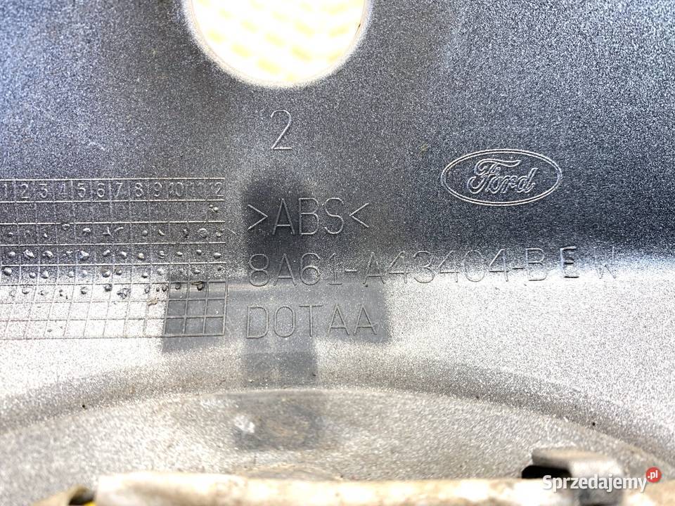 LISTWA KLAPY TYŁ FORD FIESTA MK7 Hatchback sprzedam