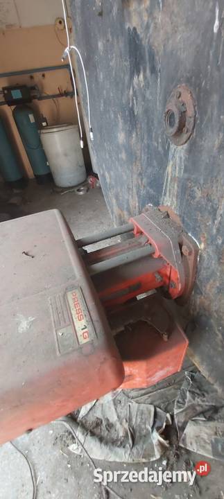 Piec parowy 450 kW na olej opałowy Sonina