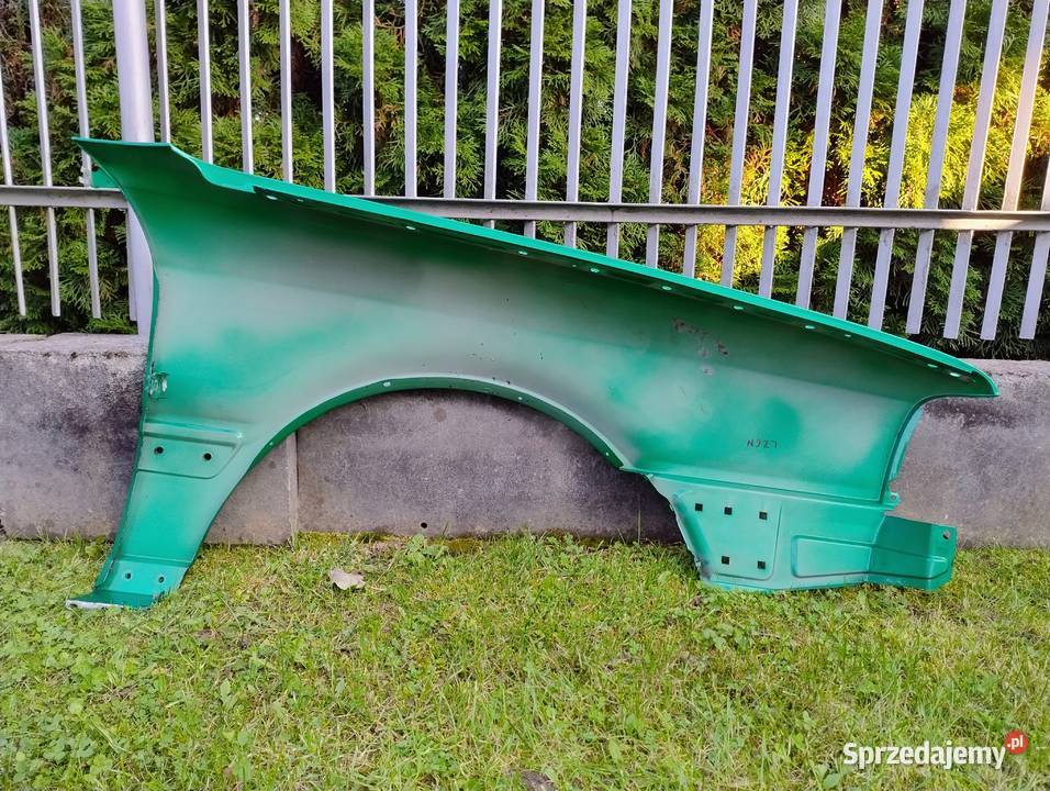 Audi Cabrio 80 B4 Błotnik lewy przód Przedni