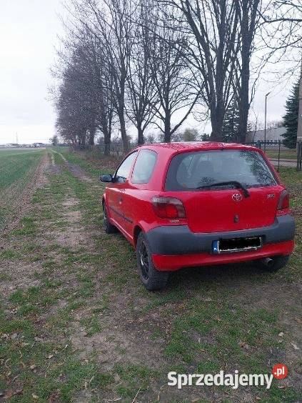 Toyota yaris 1 benzyna