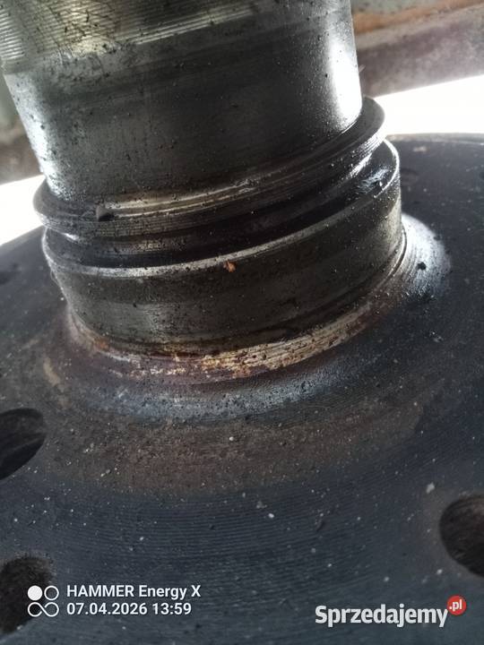 Wał koła c 385 Sieradz