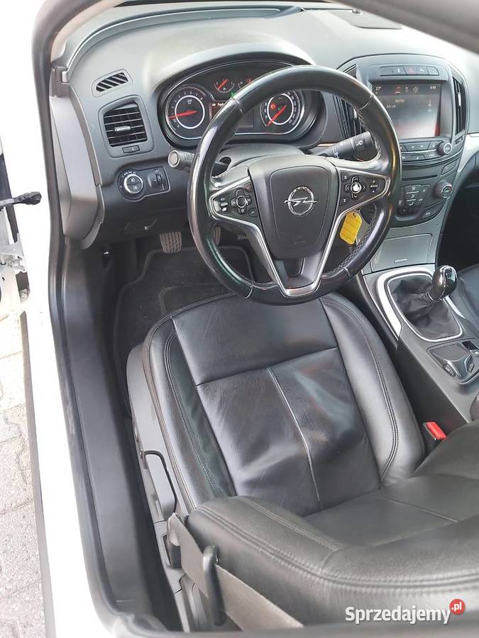 Insignia Cosmo Lift 16Turbo benzyna 170 2014r dolnośląskie Syców