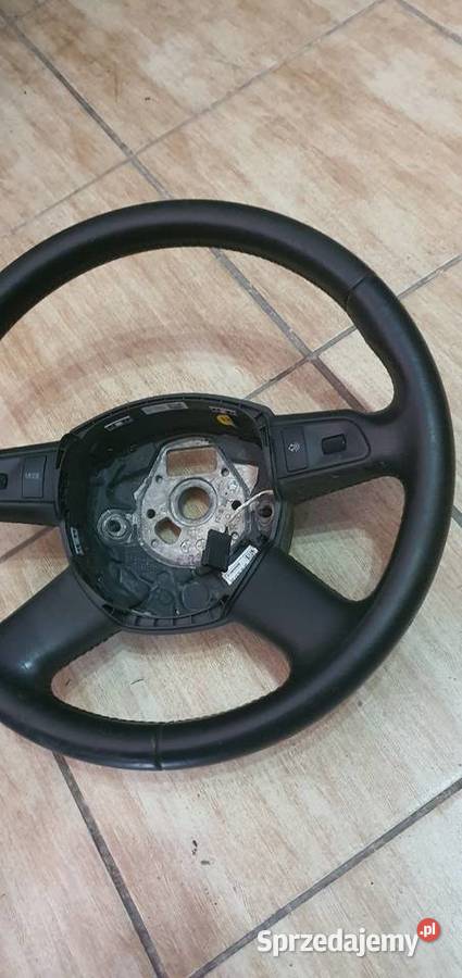 Audi A6 C6 kierownica Skóra czarna stan Zduńska Wola
