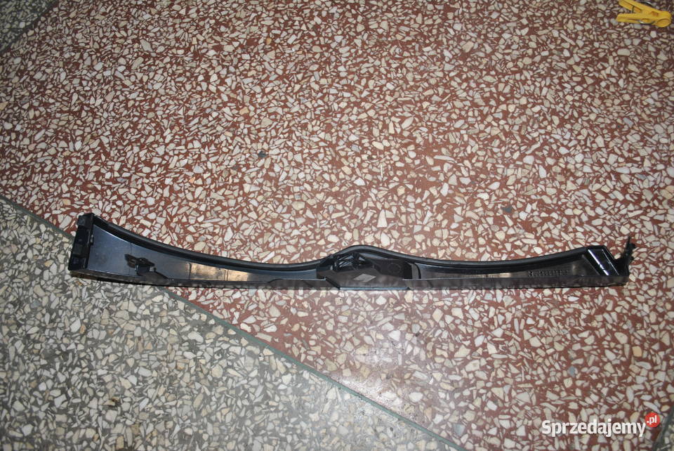 Listwa lampy lewy przód z żaslepką spryskiwacza