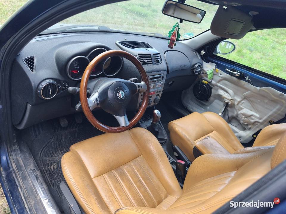 Alfa Romeo 147 20 ts benzyna 270000 przebiegu Alfa Romeo