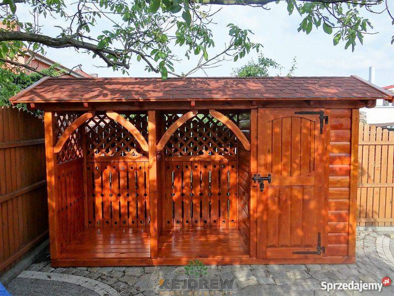 Drewutnia z czterema boksami domek Róża Piła Pierwsza