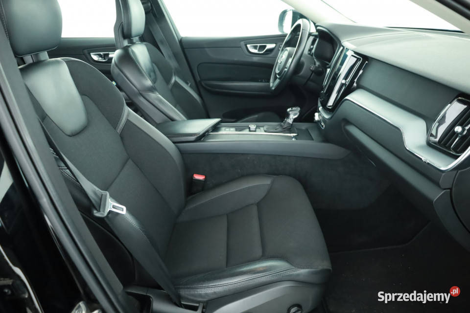 Volvo XC60 T5 AWD światła przeciwmgielne Volvo sprzedam