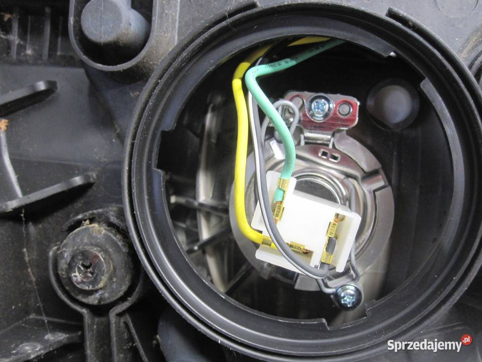 KIA SOUL 16 09r lampa prawa przód ANGLIK Lampy przednie Kielce