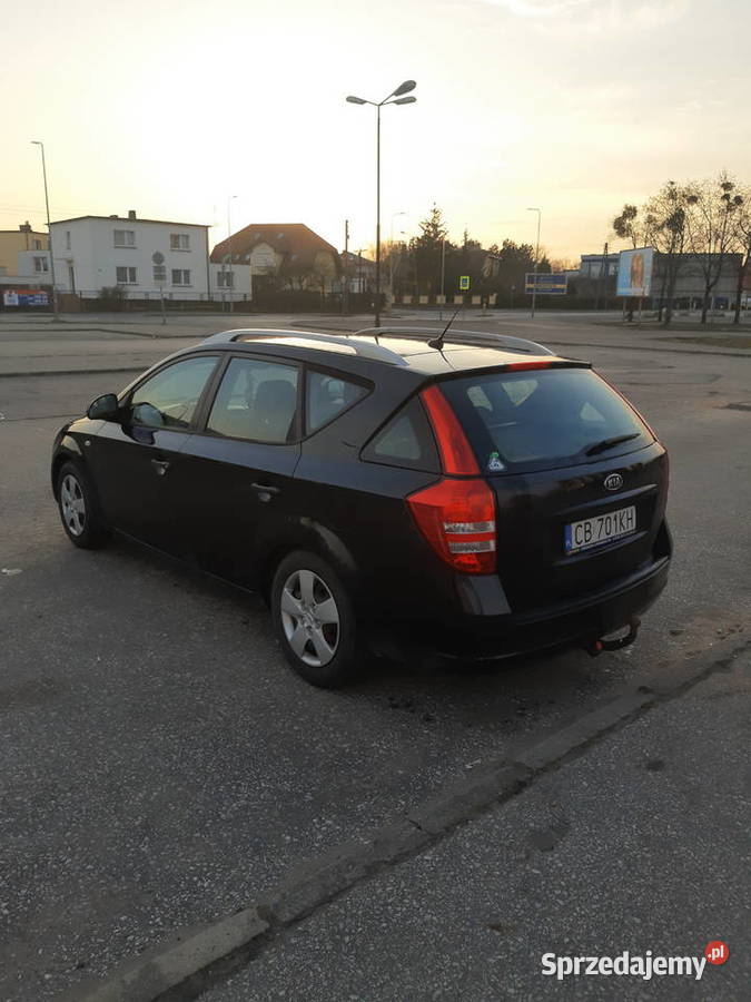 Kia ceed 2007 16 gaz kombi czarna Bydgoszcz