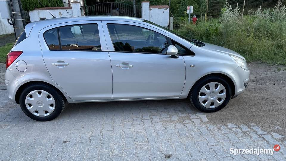 Opel Corsa D 12 benzyna 5 dzwi klima sprawna
